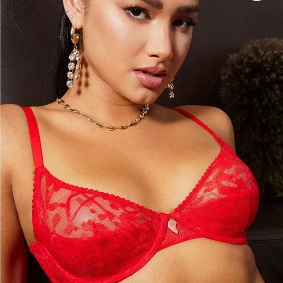 Savage X Fenty Goji Berry Red Lovestruck Lace Half-Cup Bra - Picture 1 of 9
